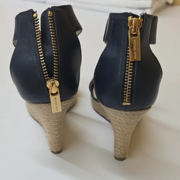 Michael Kors Blue NavyLeather Wedges with Tan Sole,sz 7. - Picture 2 of 6